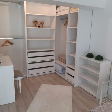Apartament Ana Premium Lägenhet Oradea Exteriör bild